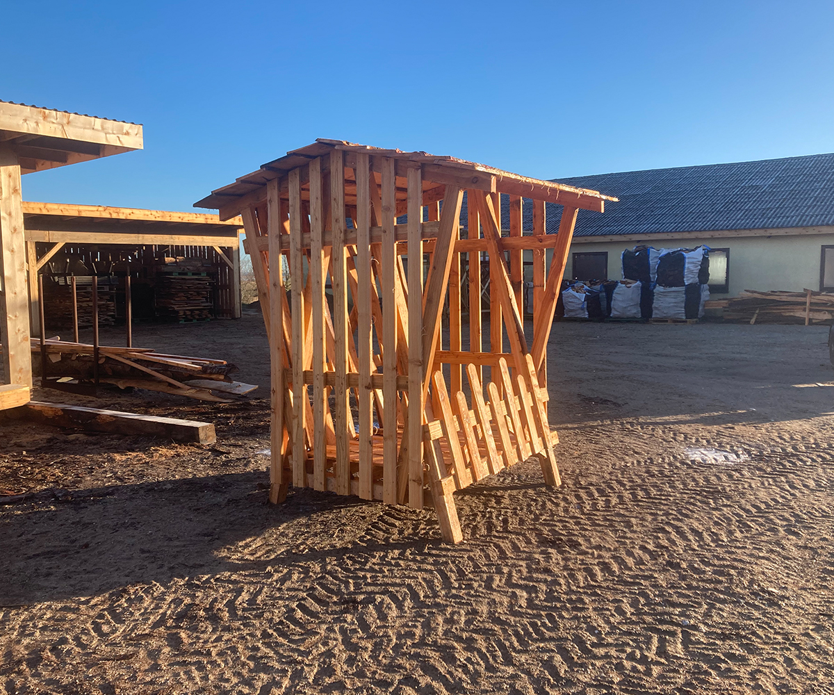 St. Hjøllund Savværk ApS - Hø-hække